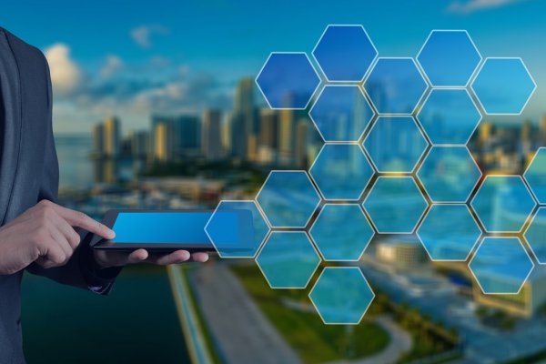 Digitalizacija v podjetni&scaron;tvu - I.D.E.A.