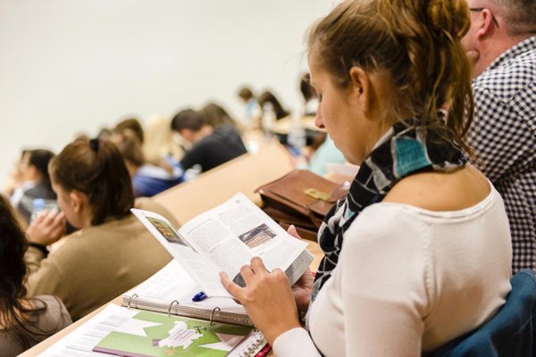 Razpis za vpis v magistrske in doktorske &scaron;tudijske programe v &scaron;tudijskem letu 2021/2022